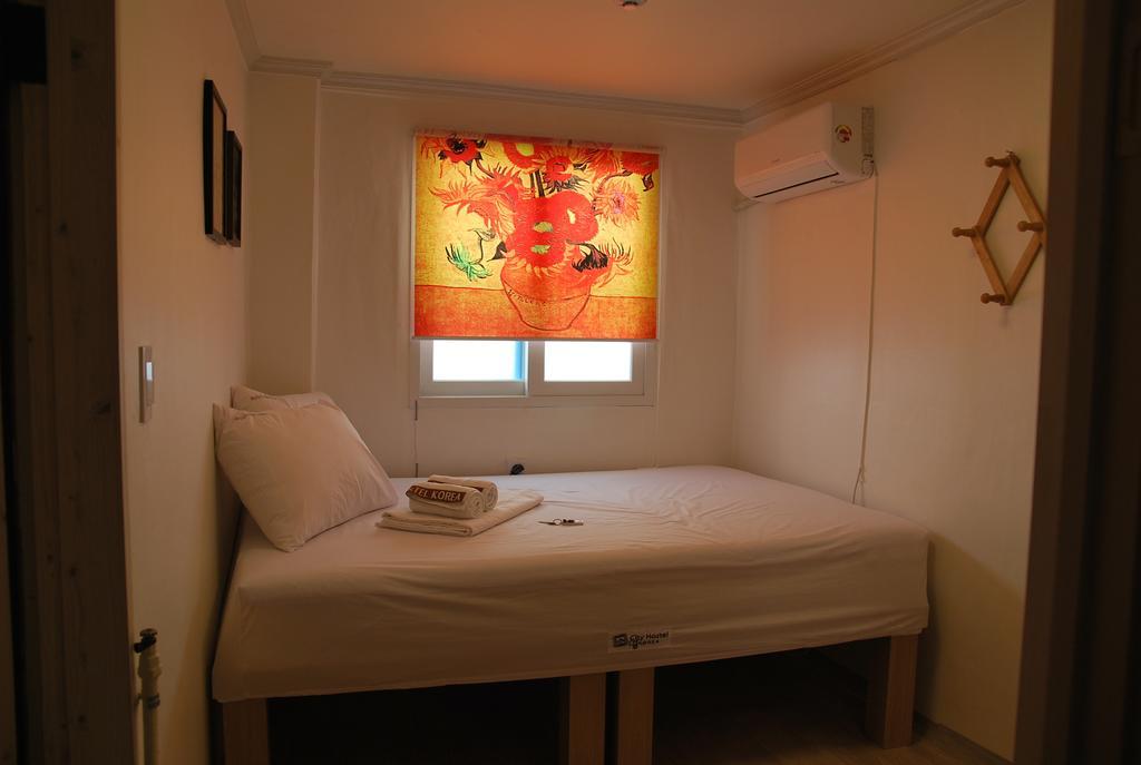 Star Hostel Myeongdong Ing Seul Esterno foto