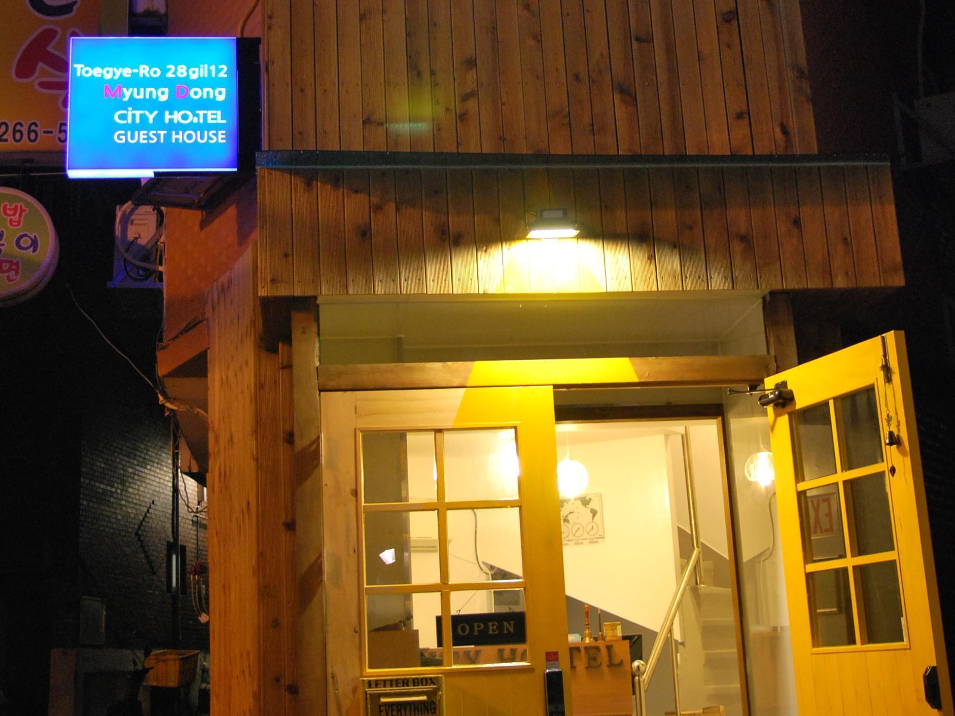 Star Hostel Myeongdong Ing Seul Esterno foto