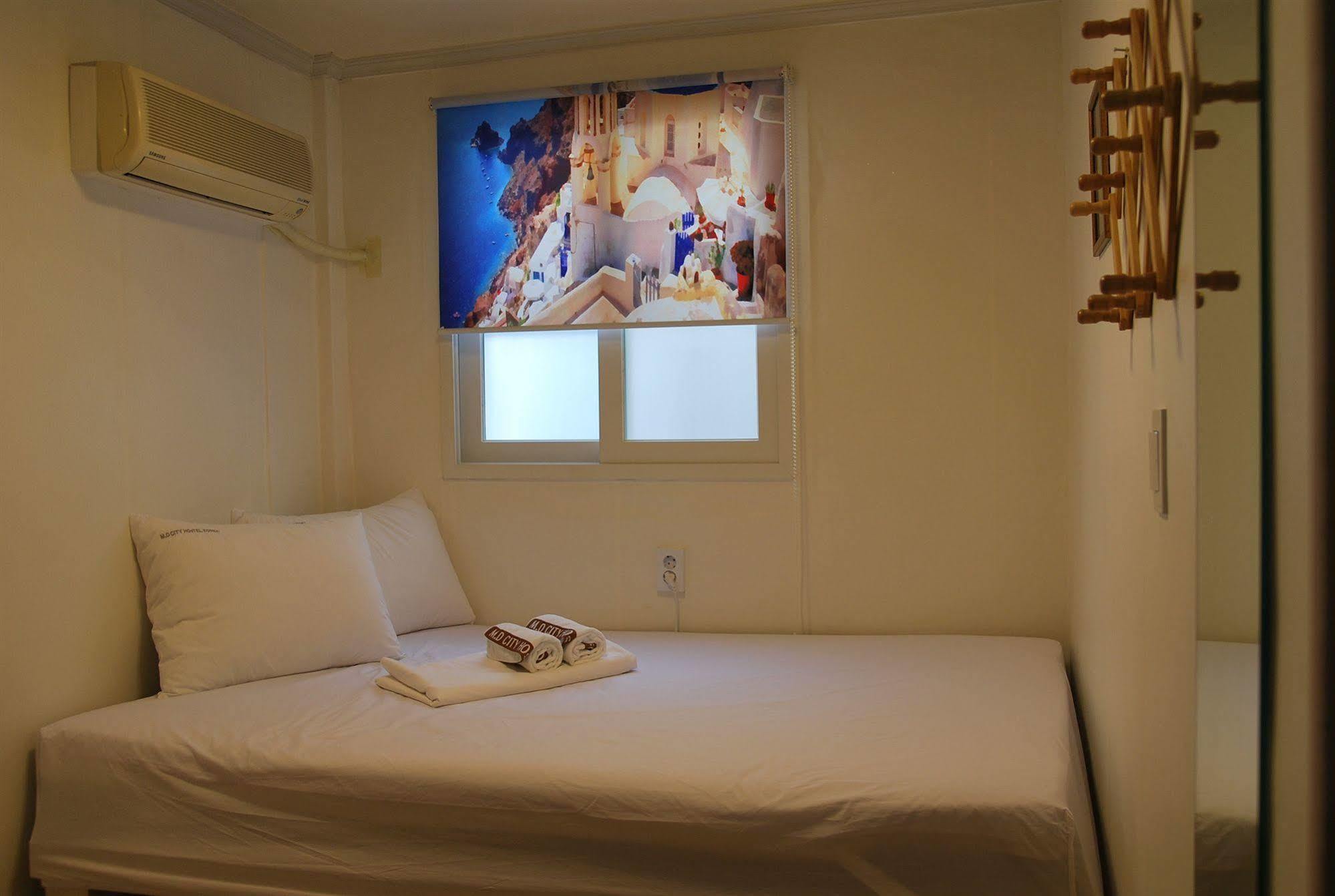 Star Hostel Myeongdong Ing Seul Esterno foto